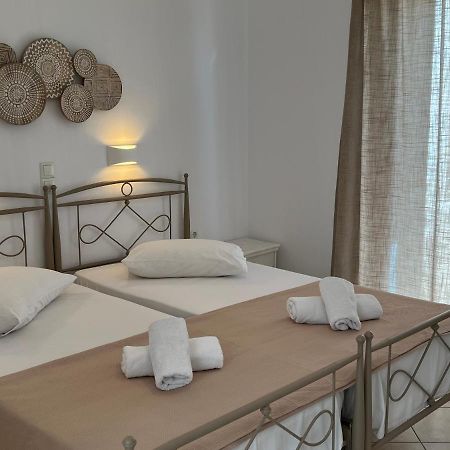 Hotel Chrisoula Antiparos Town エクステリア 写真
