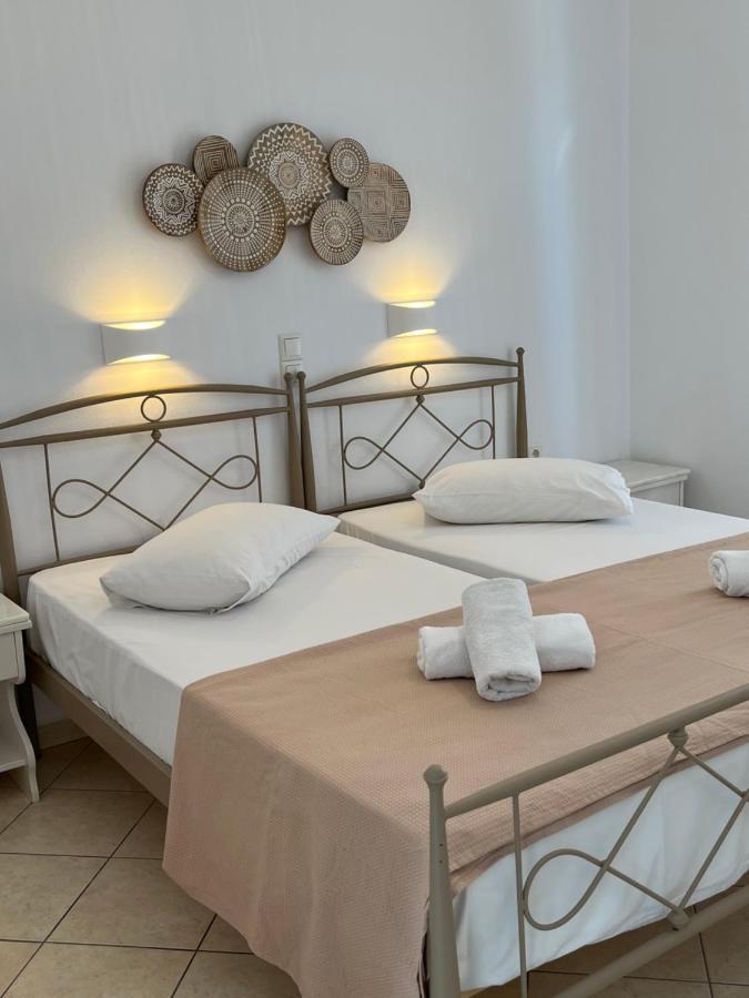 Hotel Chrisoula Antiparos Town エクステリア 写真