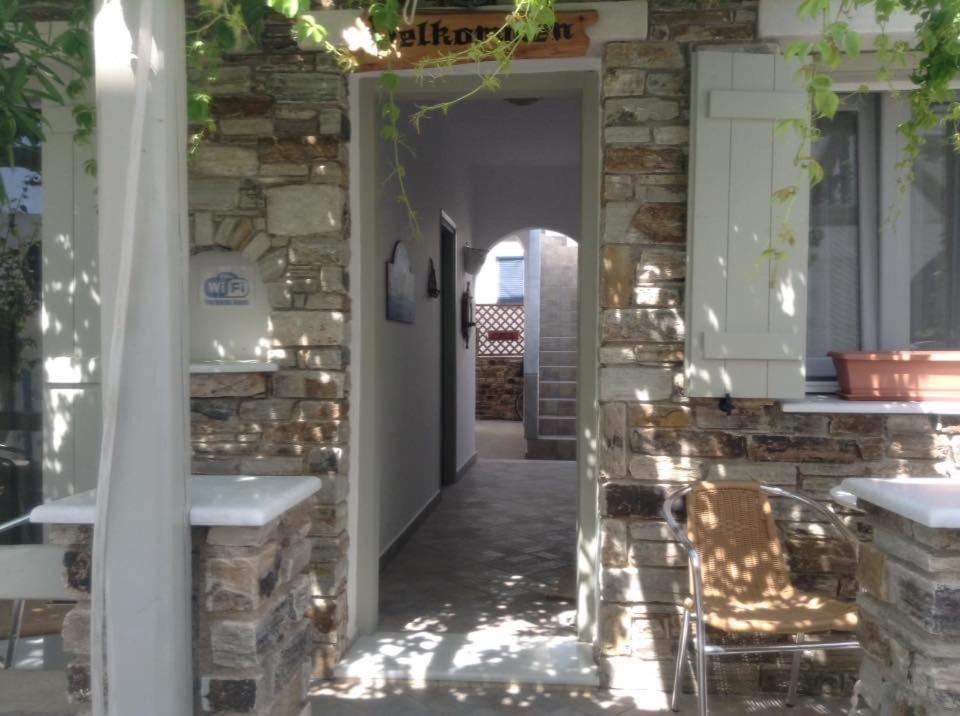 Hotel Chrisoula Antiparos Town エクステリア 写真
